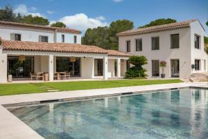 Villas Contemporary Villa in Mougins : photos des chambres