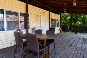 The Walnut Nest in Krasen