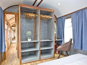 Brunel Boutique Railway Carriage 4