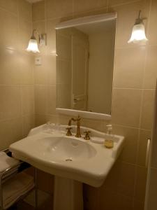 B&B / Chambres d'hotes Les Cigales : Chambre Double