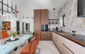 Stunning Home In Kras With Wifi