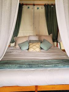 B&B / Chambres d'hotes Chambre Ocean Cosy Bordeaux Saint Emilion : photos des chambres