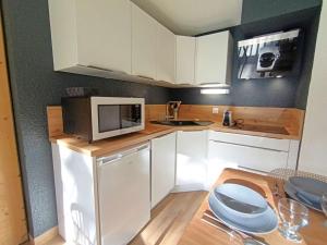 Appartements Appartement T3 pour 6 personnes, balcon sud, parking, proche des pistes – Saint-Lary-Soulan - FR-1-457-146 : photos des chambres