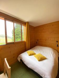 B&B / Chambres d'hotes LE BUFADOU - Gite Auberge - : Chambre Quadruple Classique