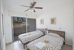 Villa Tavrou Enas - Stunning 3 Bedroom Latchi Villa With Pool With Panoramic