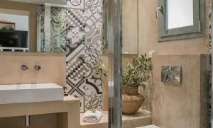 Wonderful Kefalonia Villa Villa Lenalee 2 Bedrooms Seafront