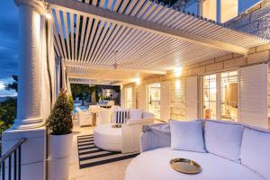 Elegant Lozica Villa 4 Bedrooms Villa Dubrovnik Palazio Seafront