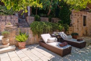 Villa Hvar Royale - 5 Bedroom Central Villa - Indoor Pool - Stunning!