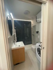 Capris Apartment 
