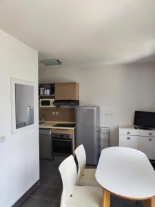 Maisons de vacances Au calme - piscine, golf, mer : photos des chambres