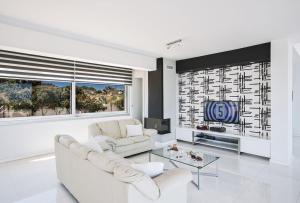 Villa Saranta Gold - Exquisite 3 Bedroom Protaras Villa With Private Pool