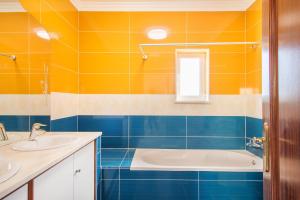 Wonderful Portuguese Villa Casa Lombos Nova 3 Bedrooms Private Pool