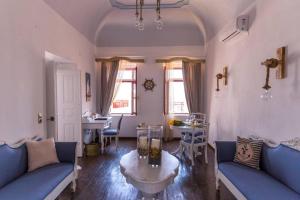 Beautiful Oia Villa Spectacular Sea Views Sunset & Caldera Views Aegean