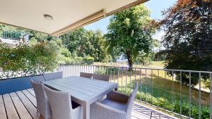 Superb lakeview flat - in the heart of Lavaux