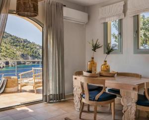 Seafront Kefalonia Villa Villa Kazaana 3 Bedrooms Spectacular Sea Views