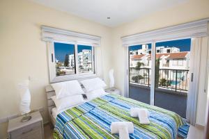 Villa Dafnis Platina - Lovely 4 Bedroom Protaras Villa With Private Pool