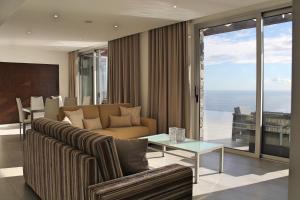 Spectacular Calheta Villa Villa Cliffscape 3 Bedrooms Panoramic Sea View