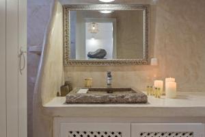 Luxury Santorini Villa Pure Bliss Villa Outdoor Plunge Pool Calderaview