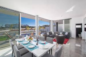 Villa Olive Loux,Brand New, Exquisite 5Bdr Protaras Villa With Pool