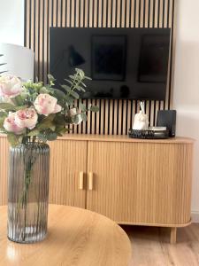 Almondvale Apartment