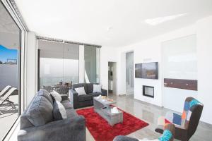 Villa Olive Loux,Brand New, Exquisite 5Bdr Protaras Villa With Pool,Close To The Beach