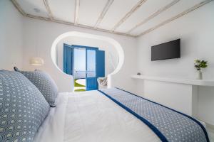 Beautiful Santorini Villa 2 Bedroom Villa Private Pool & Magical Sea Views