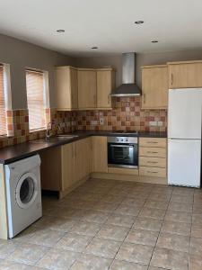 Cheerful 3 bedroom house on the North Coast