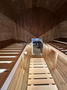 Ferienwohnung mit Whirpool, Fasssauna und Massagesessel - Medebach