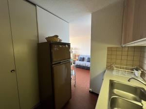 Appartement T2 Climatisé avec Piscine, Terrasse et Accès Direct Plage, 4 Couchages – Le Barcarès - FR-1-81-510