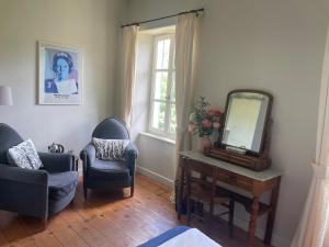 B&B / Chambres d'hotes La Cerisaie - Chambres d'hotes & gites : photos des chambres