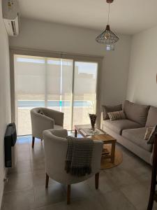 Casa entre cerros con pileta a 20 min de Salta