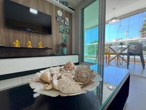 Apto nascente completo no Riviera Beach Place l 3 suítes