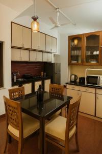 Casa Verde by Célara Aurum - 4BHK Villa with Private Pool, BBQ & Ice Bath