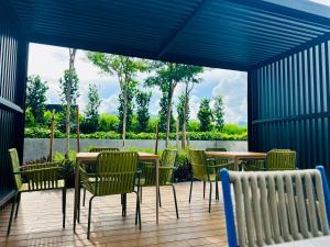 Sky Pool Luxury Stay Sea View Bayan Airport