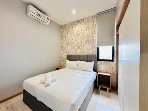 Sky Pool Luxury Stay Sea View Bayan Airport