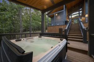 Brookhaven - Hot Tub