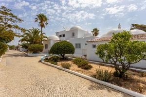 Superb Carvoeiro Villa Villa Alegria Do Sul 7 Bedrooms Pool & Sun Terrace