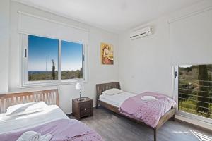 Villa Kono Sunshine - Luxury 4 Bedroom Cape Greco - Villa Close To Beach