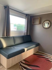Campings Mobil Home Sainte Cecile : photos des chambres