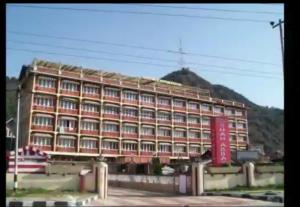 Shah abbas place