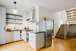 Prague Days - Two-bedroom Loft with 3 Terraces and Parking in Hip Žižkov