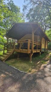 Campings Camping LA SERRE : photos des chambres