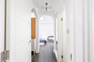 Central London Bayswater Large One Bedroom Studio, late check-in