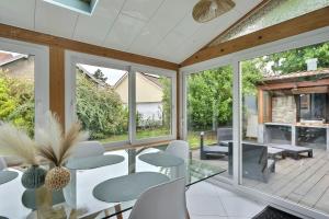 Maisons de vacances Le Clos du Bosmont, proche A36 : photos des chambres