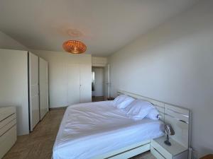 Appartements Beautiful 2P with sea view, pool, air-conditioned : photos des chambres