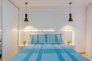 IT108 Excelente Apartamento Pé na Areia