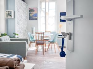 Appartements Studio vue sur les Halles de Toulon 2 Couchages : photos des chambres