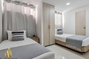 Aria Living 202 - Spacious Urban Luxury Retreat