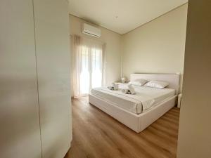 Athens 5th Floor Retreat, Blissful Escape