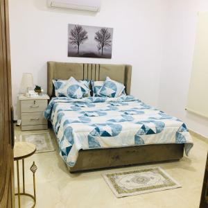 شقق راقية بأثاث حديث وراقي 1